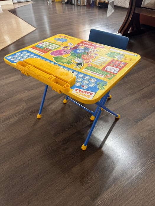 Столик со стулом  детский, палатки