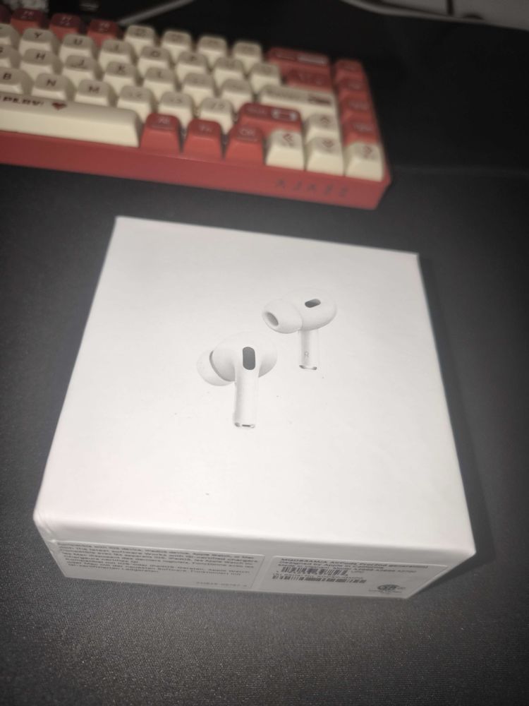 AirPods 2 Pro :  Plata Ramburs