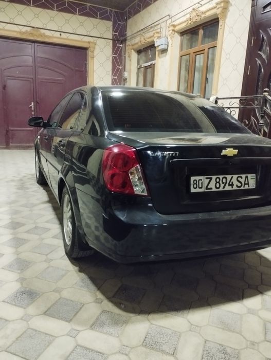 Лассети сотилади метанда