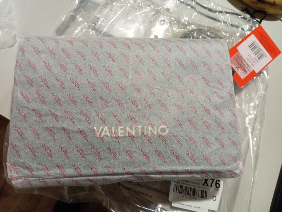 Оригинална Чанта Valentino Cannella