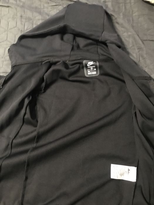 Nike tech fleece размер L детски 25lv