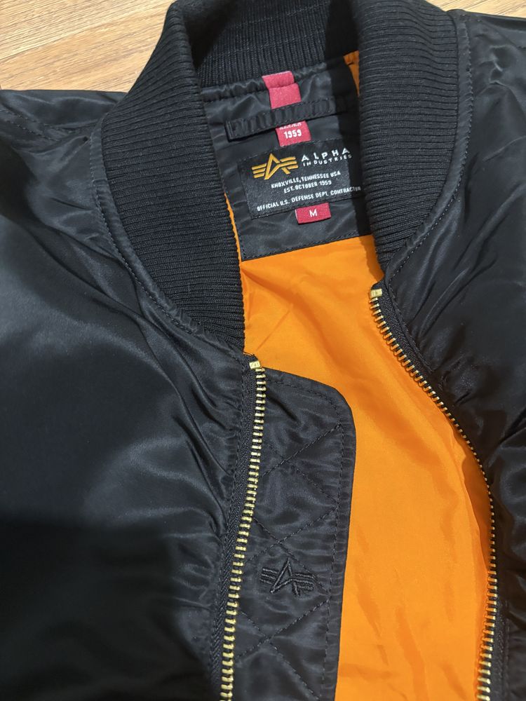 Бомбър яке Alpha industries M oversized