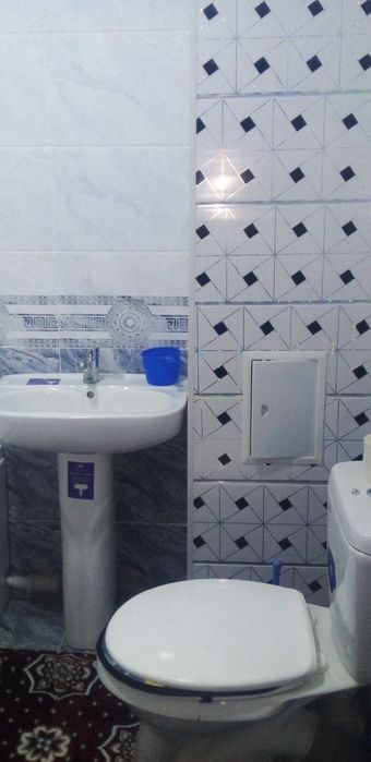 Navoiy shahrida kvartira sotiladi 1 honali