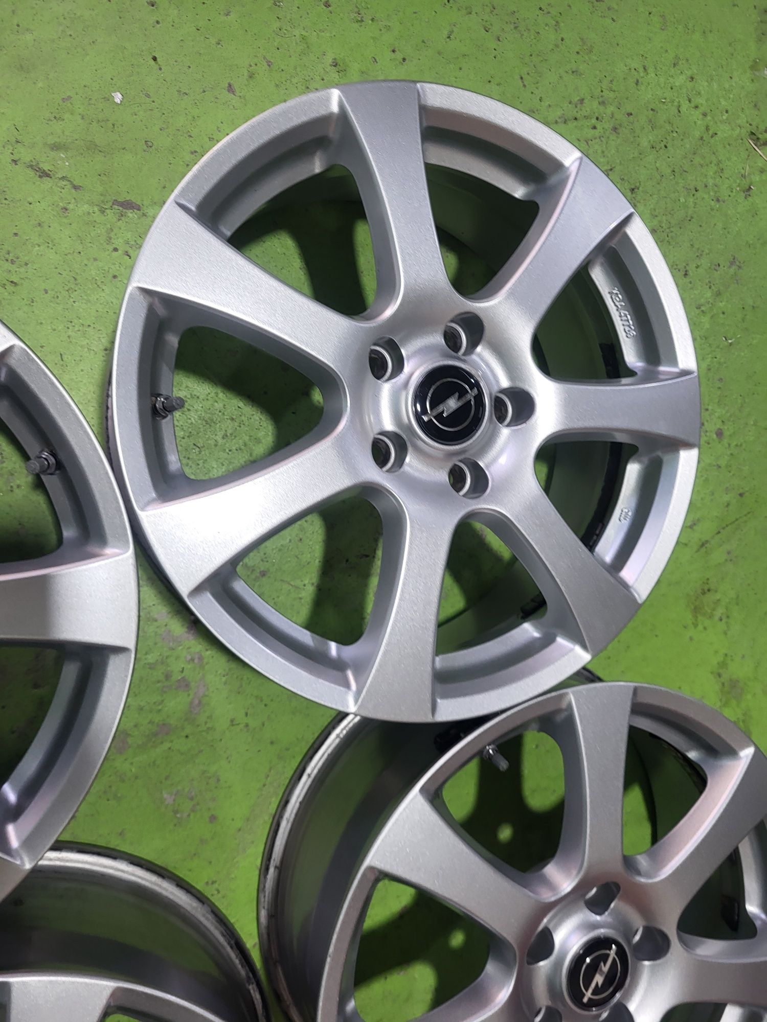 17 5x115 Opel лети джанти 5х115 опел