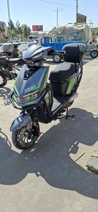 Skuter yangi dastavka