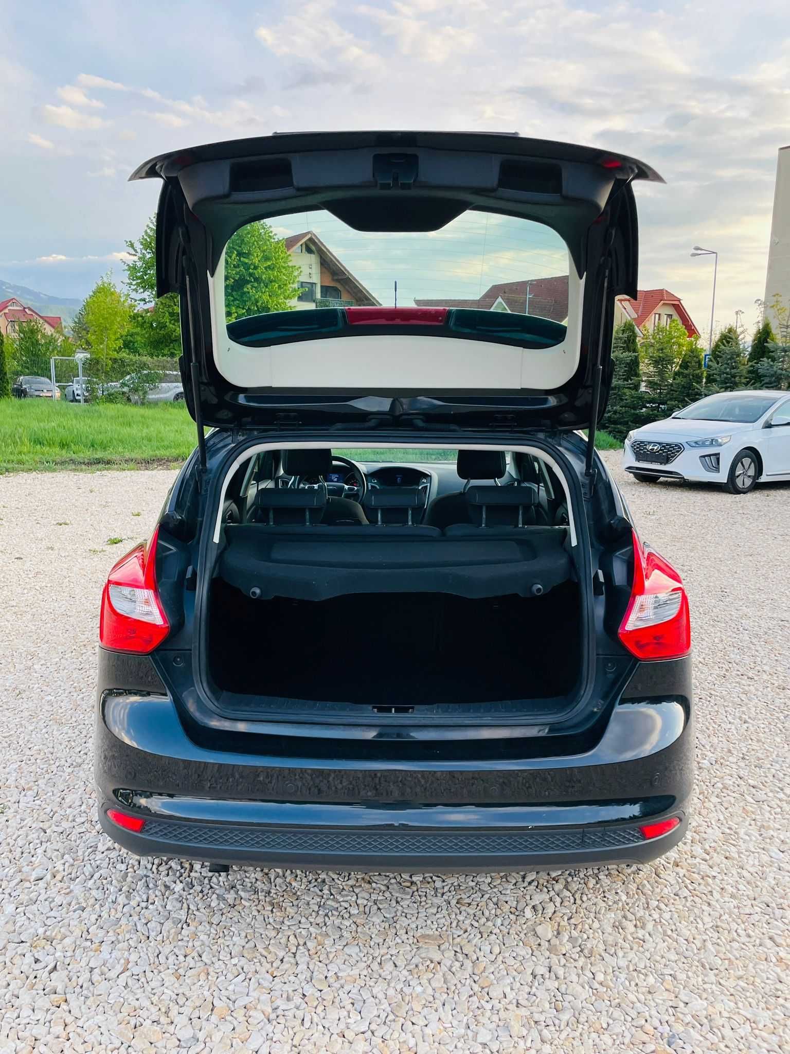 Ford Focus Titanium RATE - GARANTIE Euro5 -facelift - dealer auto