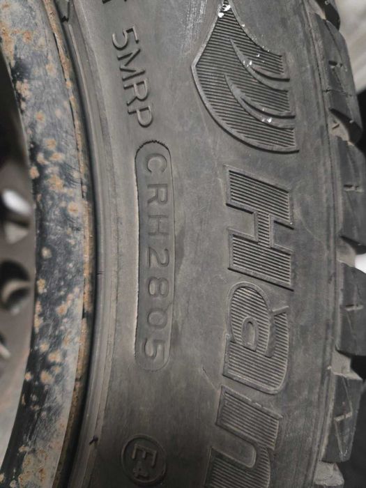 Зимни гуми с джанти и тасове Hankook 205 55 R16 - 4 броя