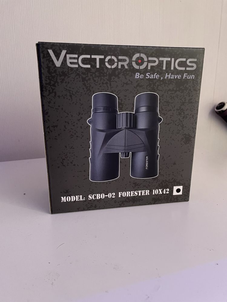 Бинокъл vector optics