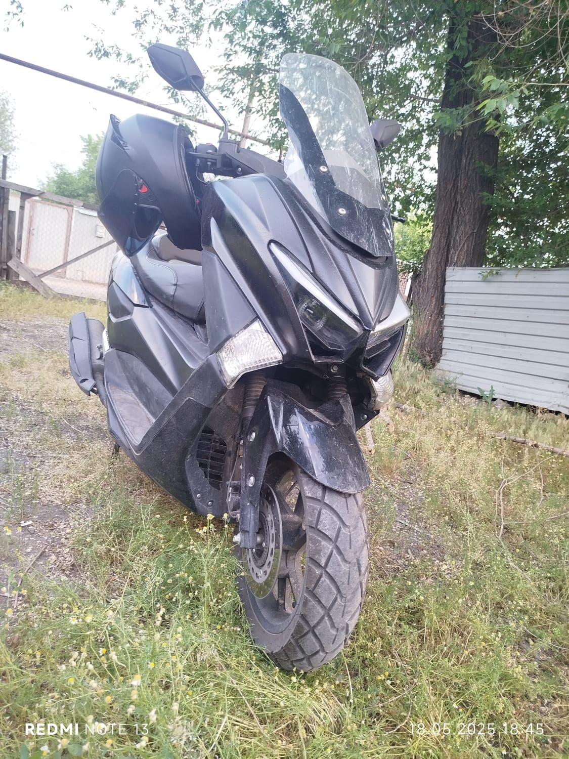Продам n-max торг имеется но небольшой