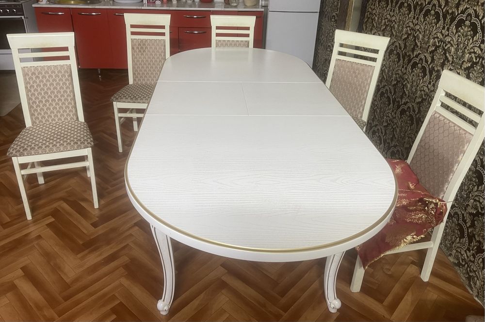Продам стол