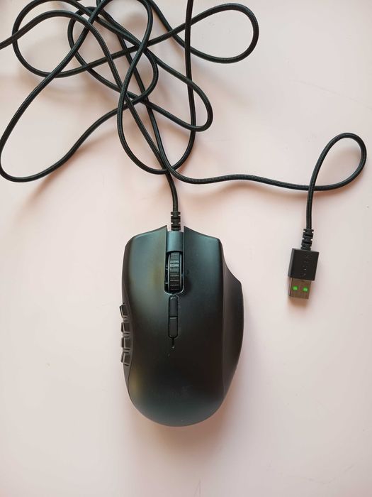 Мишка Razer Naga Trinity