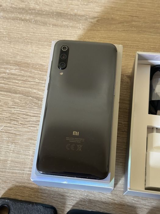 Xiaomi Mi 9 6/64 GB