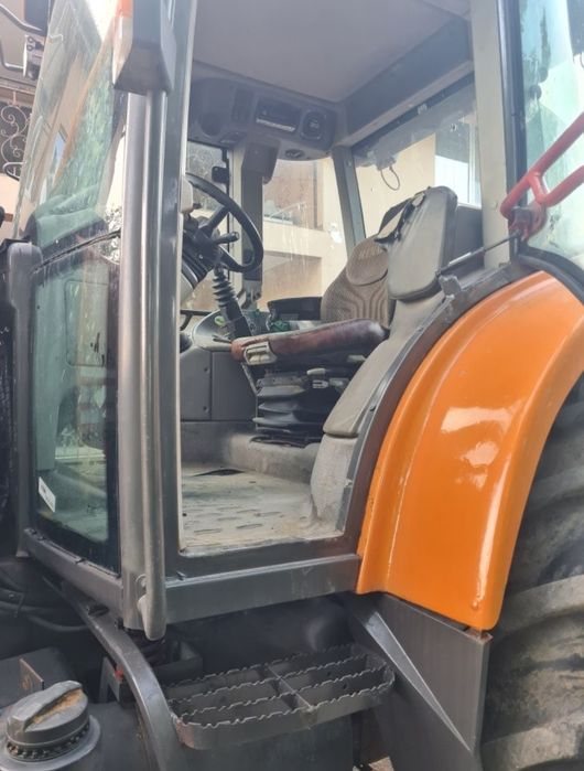 Vand tractor Renault Ares 550 RX