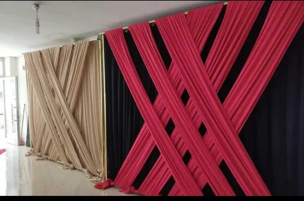 Кръстосана драперия за арка