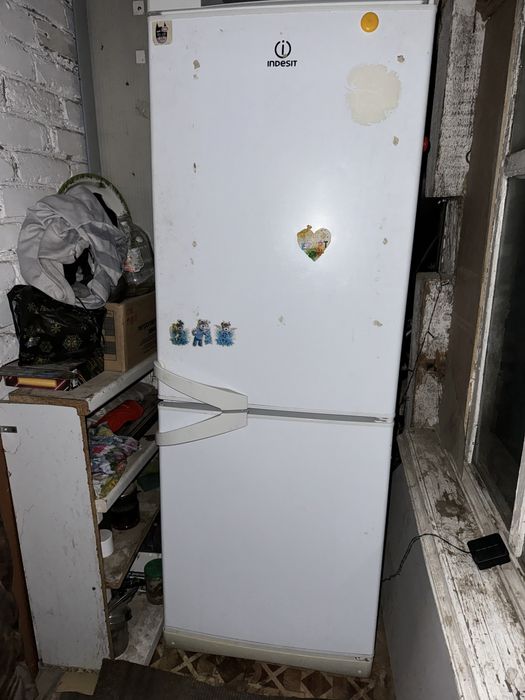 Холодильник продам