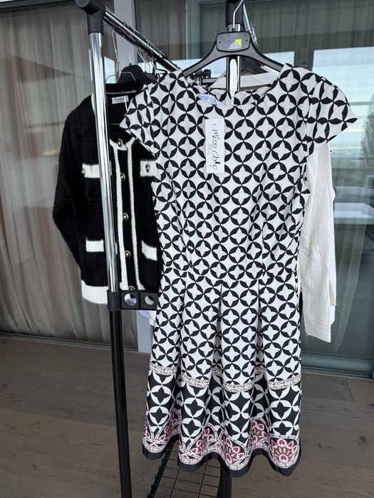 Рокля, жилетка, пола, комплект нови дамски дрехи