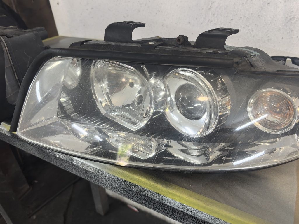 Фарове Audi A4 B6 oem
