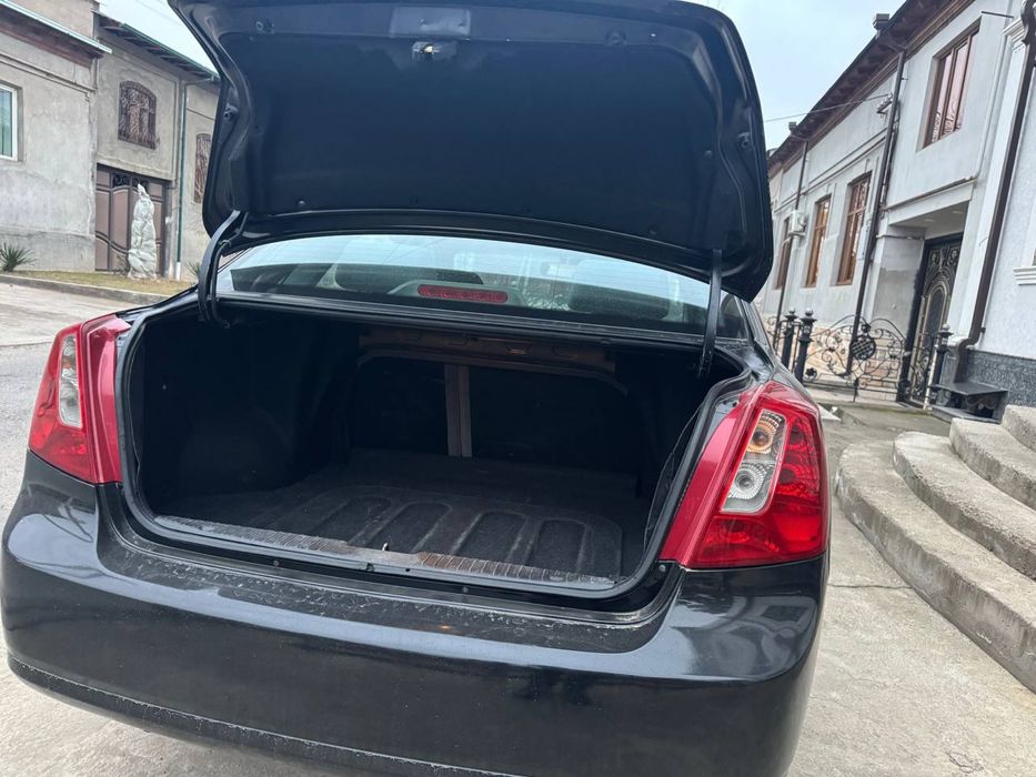 Chevrolet Lacetti 1.8