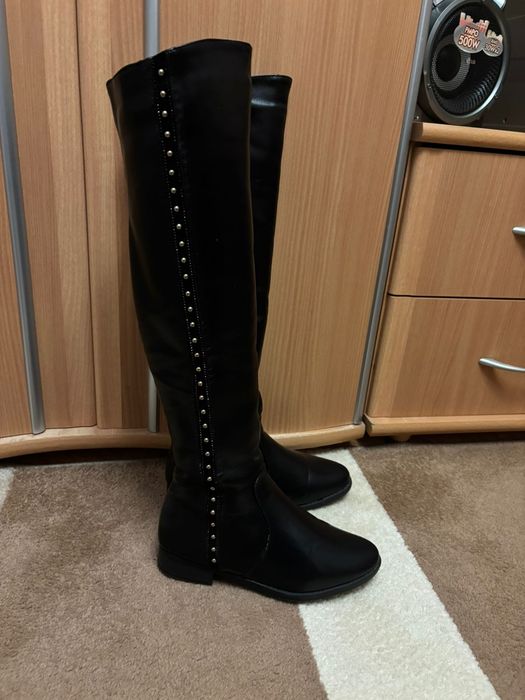 Продам сапоги женские