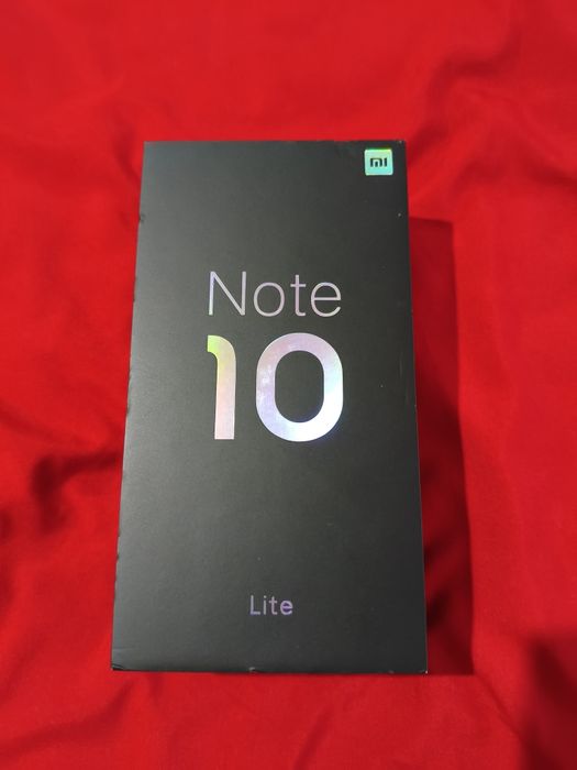 Продам смартфон xiaomi Mi note 10 lite