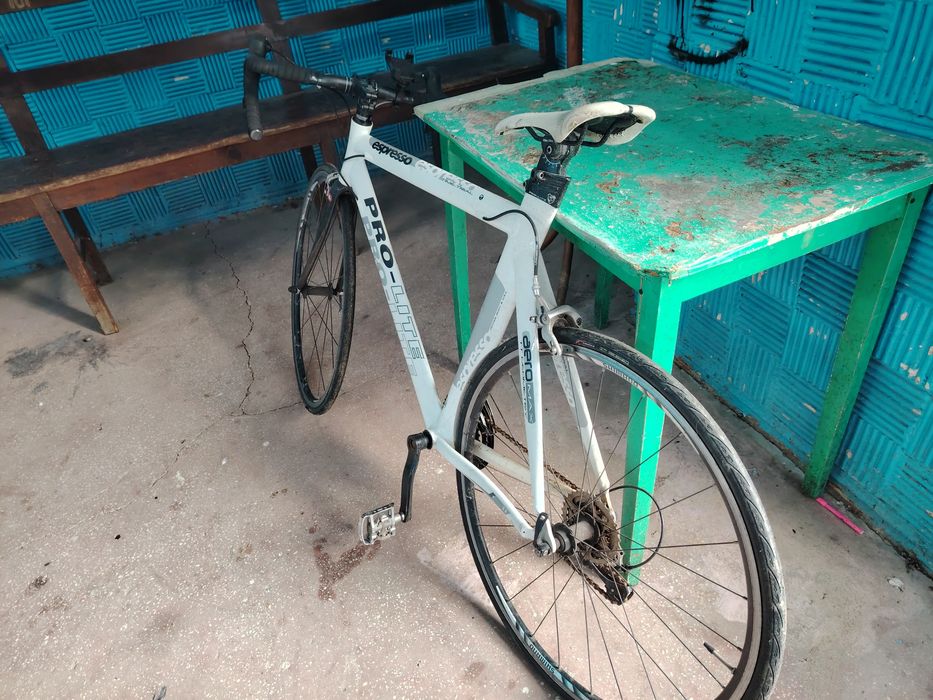 Vand bicicleta 2500ron