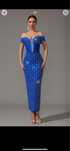 Vand rochie nouă