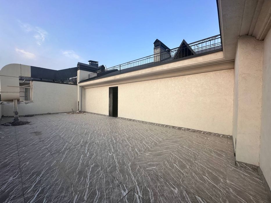 Срочно продается 4х комнатная квартира новостройка ЖК Мухташам