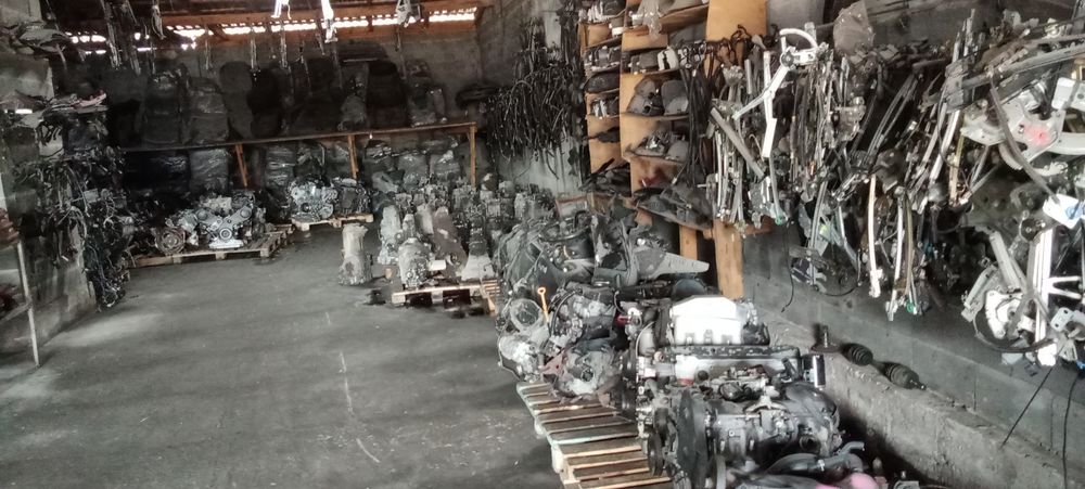 Мерседес 210 . Мерседес 124.