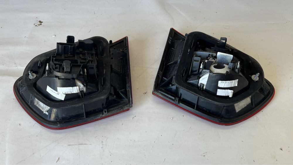 2 броя ляв и 1 брой десен стоп Seat Ibiza 4 (2008-2012)