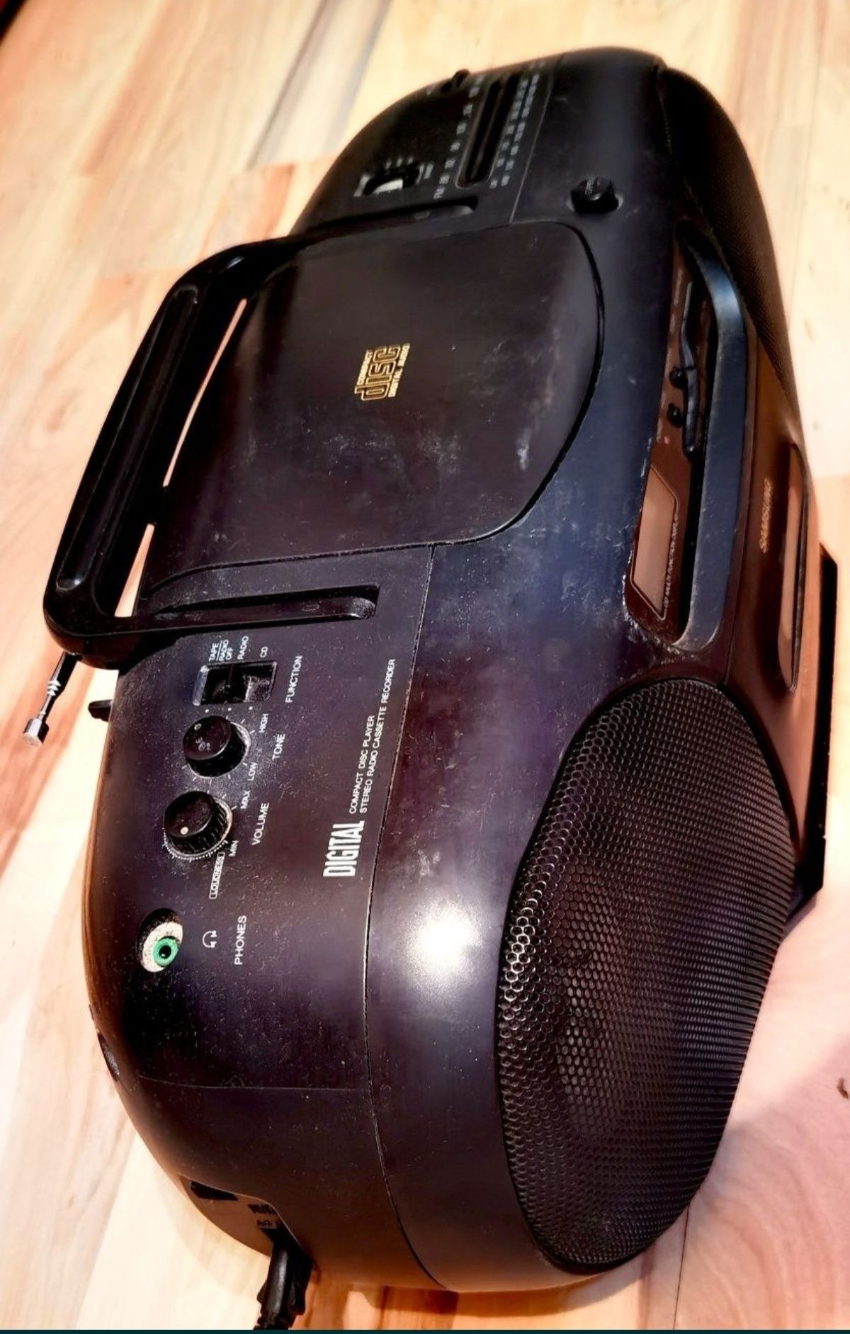 Radio casetofon cu CD Samsung retro vintage de colecție anii 90