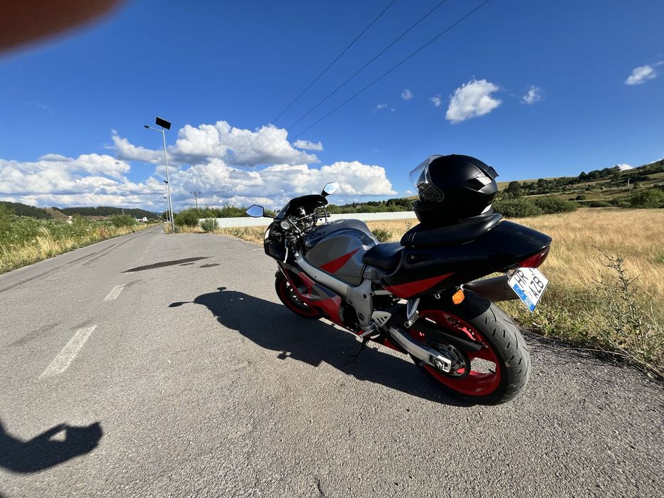 Vand sau schimb suzuki GSX-r 600
