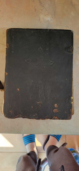 Carte foarte rara bisericeasca slavona, din 1841, 238 pagini