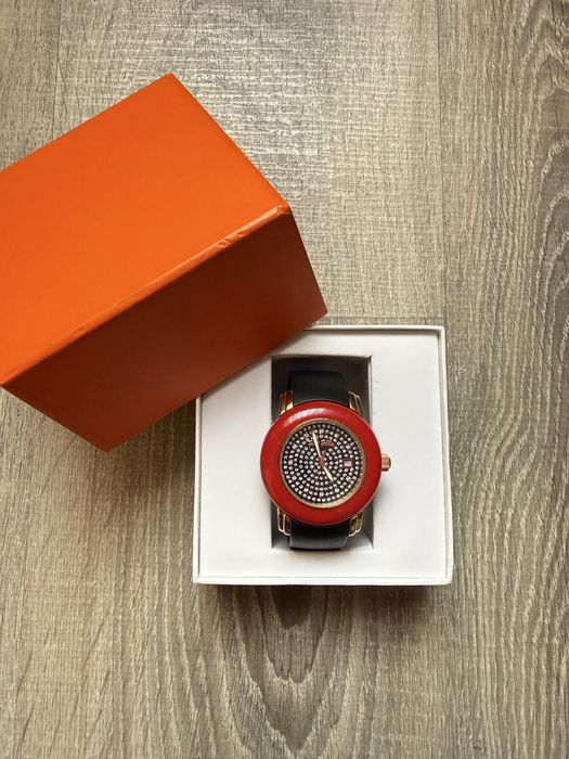 Дамски часовник folli follie