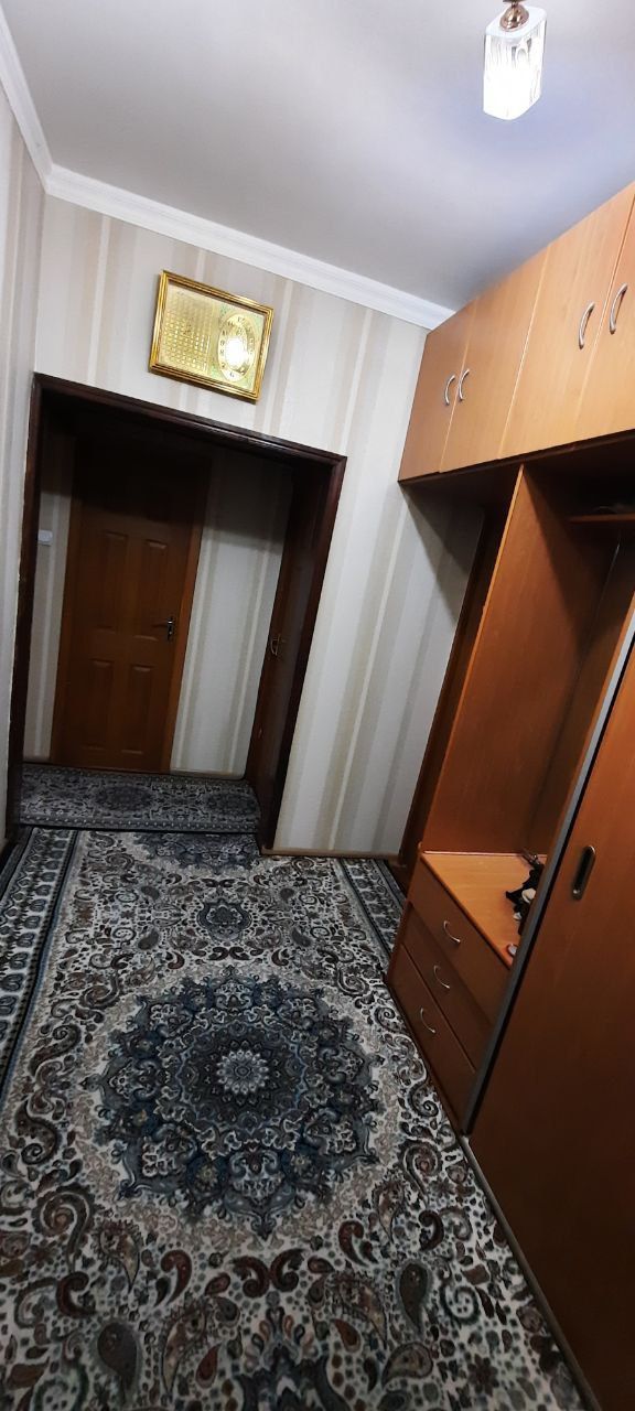 Юнусабадский район 14 квартал срочно!!!