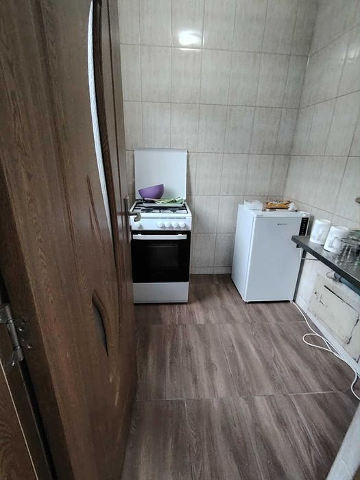 Vînd apartament 2 camere (strada Milcov nr.112)
