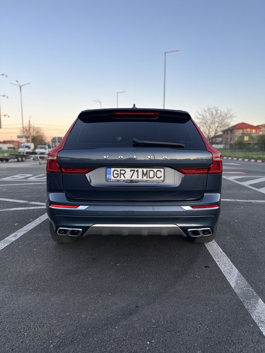 Volvo XC60 Mil hibrid Automat