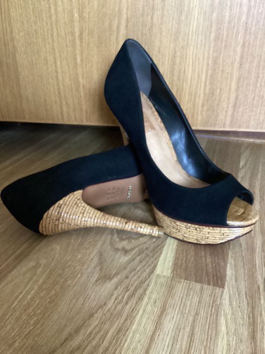Pantofi piele întoarsă marca SCHUTZ, pentru ocazii de neuitat, 38
