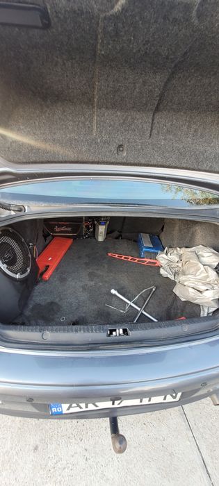 Vând mitsubishi lancer