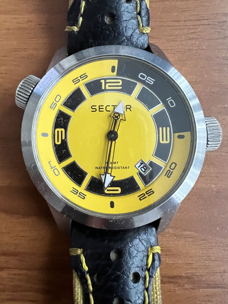 Продава часовник Сектор Sector Oversize-110 лева