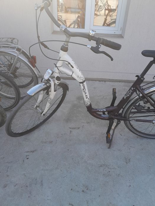 Vând și repar biciclete