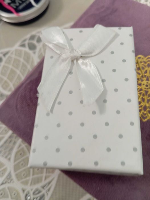 Продам кулон и сережки в комплекте