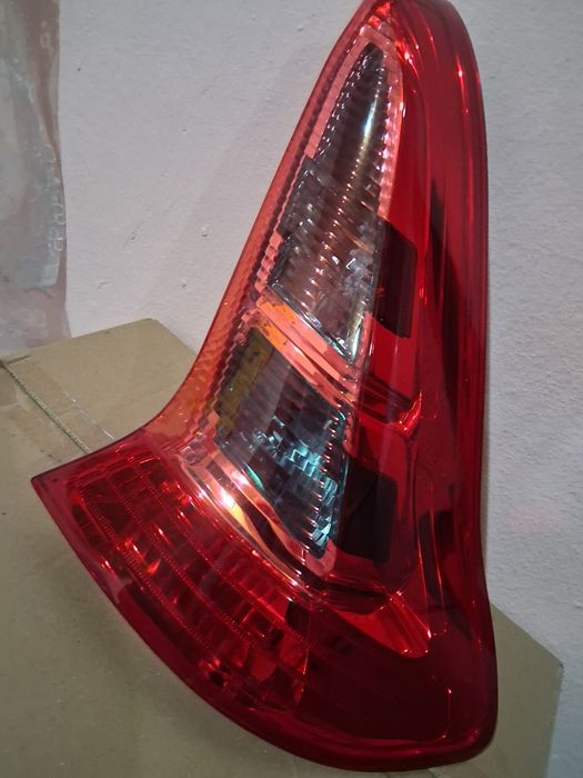 Десен стоп за Citroen c4