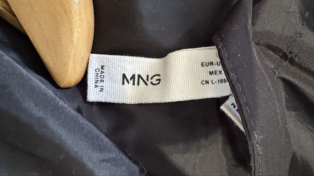 MANGO топло дамско аке