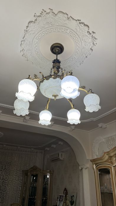 Пролам 3 одинаковые люстры