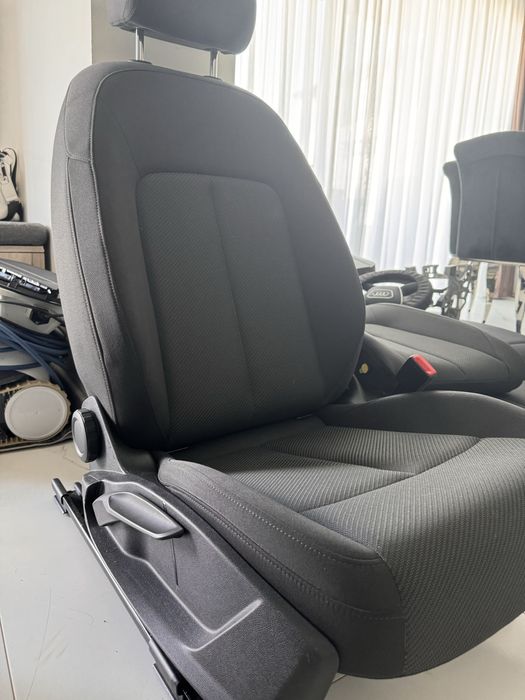 Interior stofa cu scaune incalzite Audi A6 an 2020