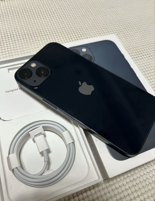 Айфон 13 сатылады