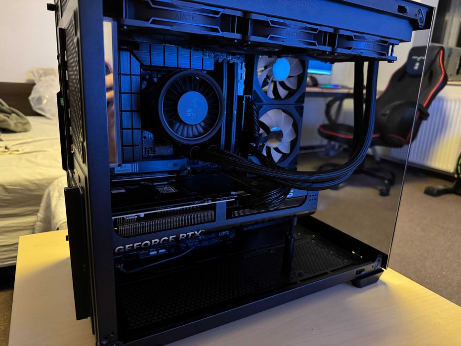 PC Gaming RTX 5070 - build nou - garantie