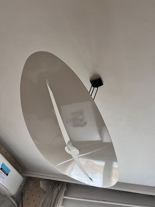 Полилей с модерен дизайн