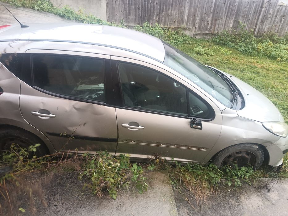 Vând Peugeot 207sw