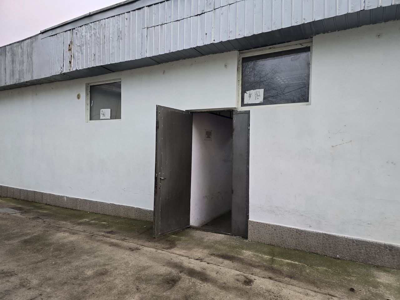 Дава се под наем Склад в Стара Загора, Казански - 80 кв.м за 204 € - Снимка #2